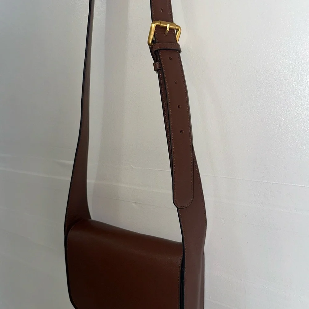 RADLEY LONDON Dark Brown Leather Crossbody with Gold Hardware
